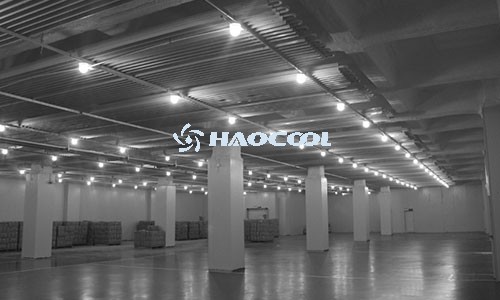 Промышленная откатная дверь для холодильной камеры: обзор решений